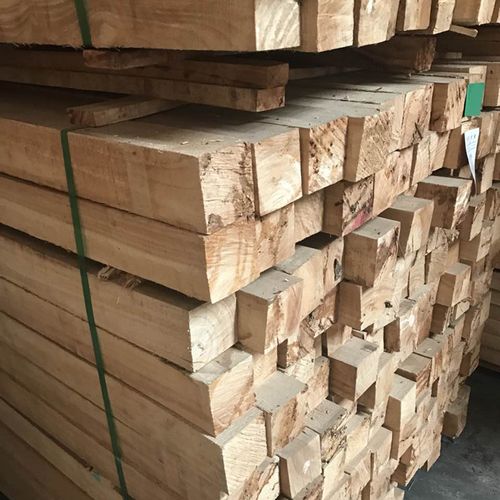 泰国橡胶木指接实木板材 泰国橡胶木家具衣柜橡胶木材厂家批